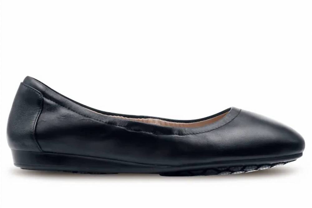 NEW COLE HAAN women's air rianna perf ballet flat in black